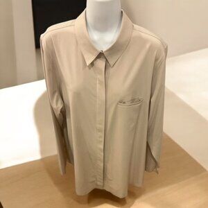 ATHLETA Women's Urbanite Button-Down Shirt